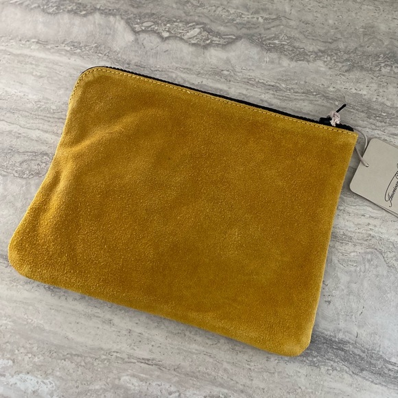Brand new suede clutch - Picture 3 of 4